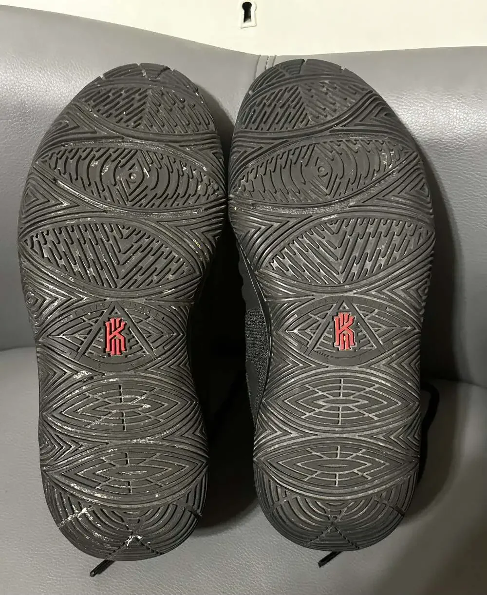 Nike Kyrie 5GS Black White University Red Basketball Shoes AQ2456-016 Youth 6.5Y